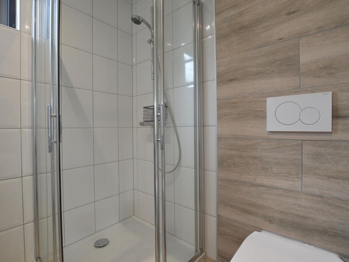 Holiday Home With Large Terrace Stramproy Ngoại thất bức ảnh